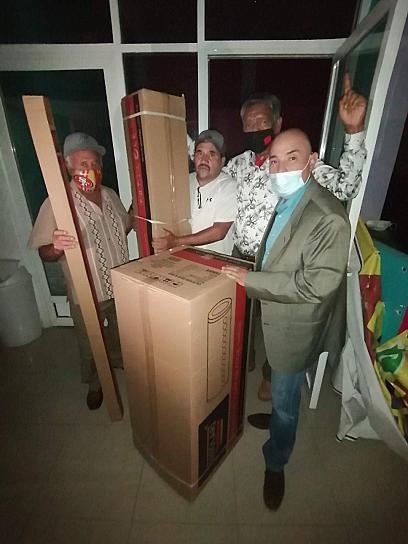 BENEFICIA PT A FAMILIAS FRESNILLENSES CON CALENTADORES SOLARES 