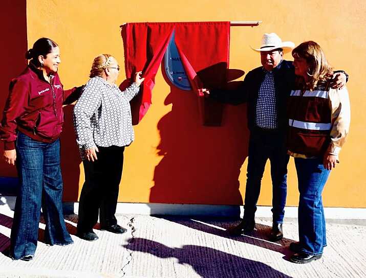 Inaugura David Monreal infraestructura educativa con inversión de 2 millones en El Salvador