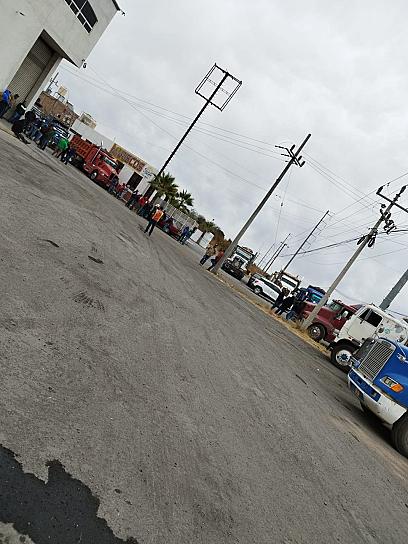 Bloquea CTM paso de transportistas de CATEM