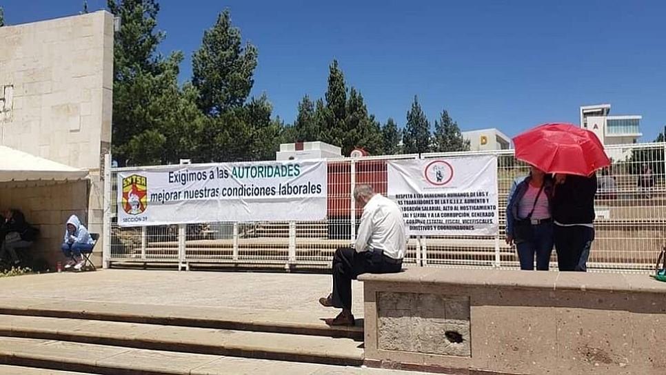 BLOQUEOS DESQUICIAN CAPITAL ZACATECANA 