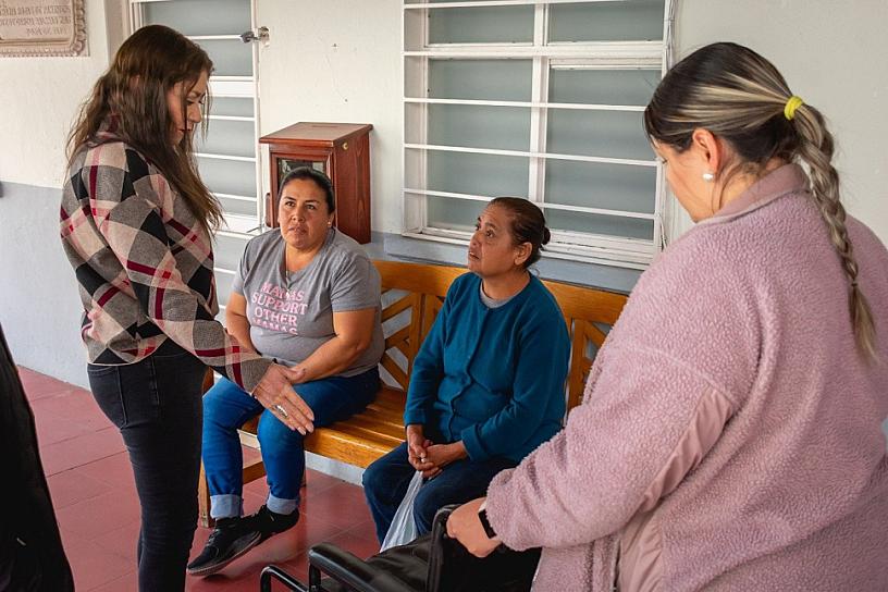 BRINDA DIF DE JEREZ APOYO A SECTORES VULNERABLES 