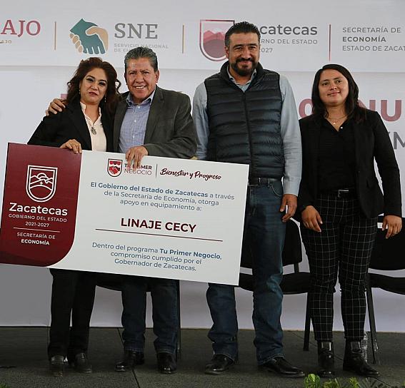BRINDA GODEZAC MÁS DE 1 MIL 100 APOYOS A NEGOCIOS ZACATECANOS 