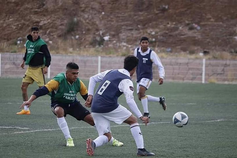 BRINDAN ATENCIÓN A DEPORTISTAS UNIVERSITARIOS