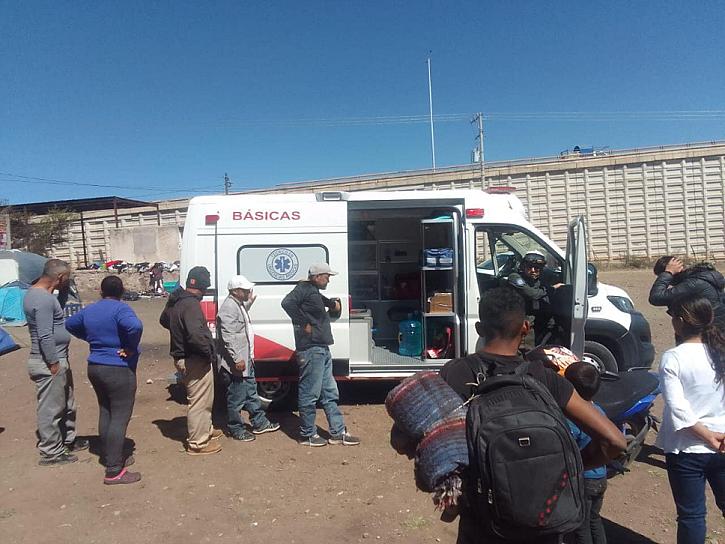 BRINDA  PC ESTATAL AYUDA A MIGRANTES VARADOS EN GUADALUPE
