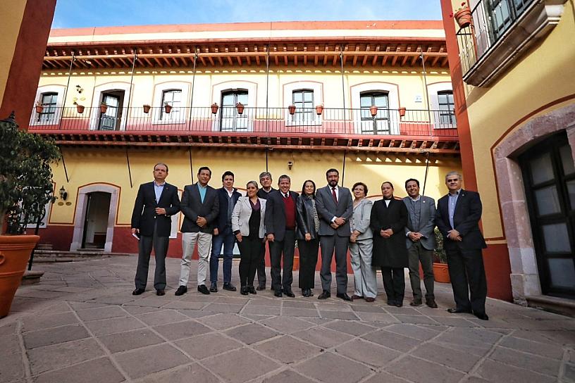 BUSCA DAVID MONREAL CONSOLIDAR EL DESARROLLO DE ZACATECAS