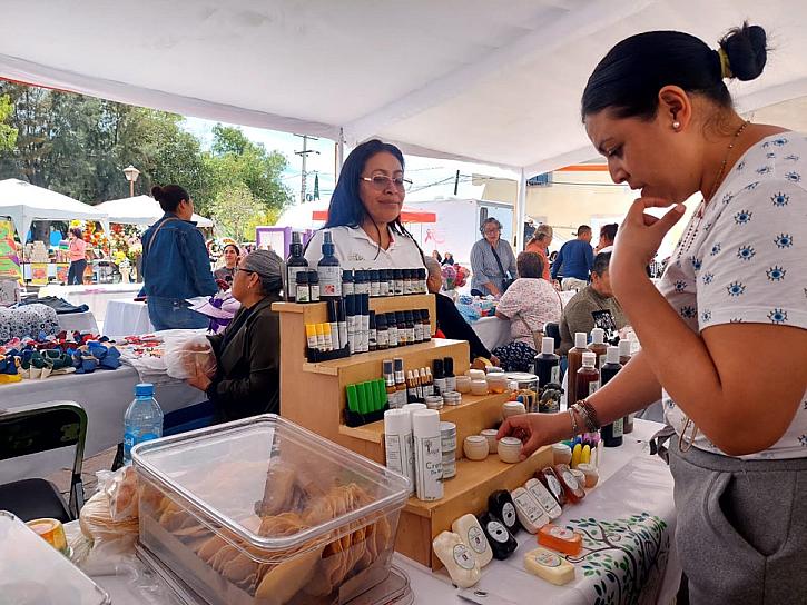 BUSCA GODEZAC CREAR OPORTUNIDADES PARA LA MUJER