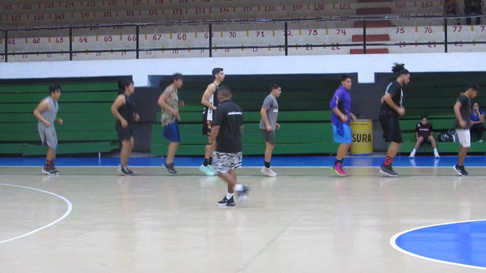 BUSCA MINEROS DE ZACATECAS DE BASQUETBOL DOS TALENTOS MÁS