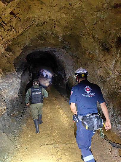 BUSCAN A DESAPARECIDOS EN TIROS DE MINA EN GUADALUPE Y VETAGRANDE