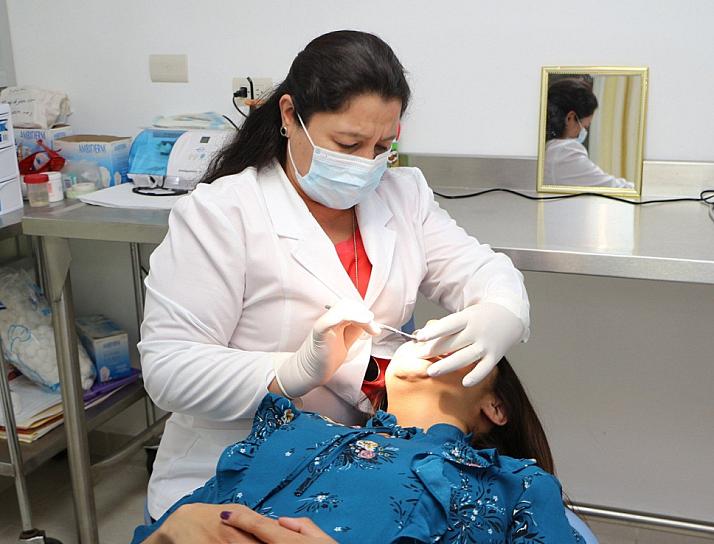 BUSCAN CONCIENTIZAR A ZACATECANOS DE CUIDAR SUS DIENTES Y MUELAS 