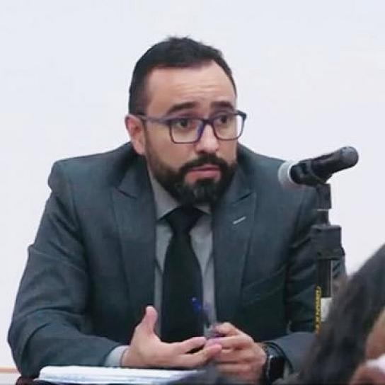 BUSCA REFORMA DE SERVICIO CIVIL RESPETO A LOS DERECHOS LABORALES