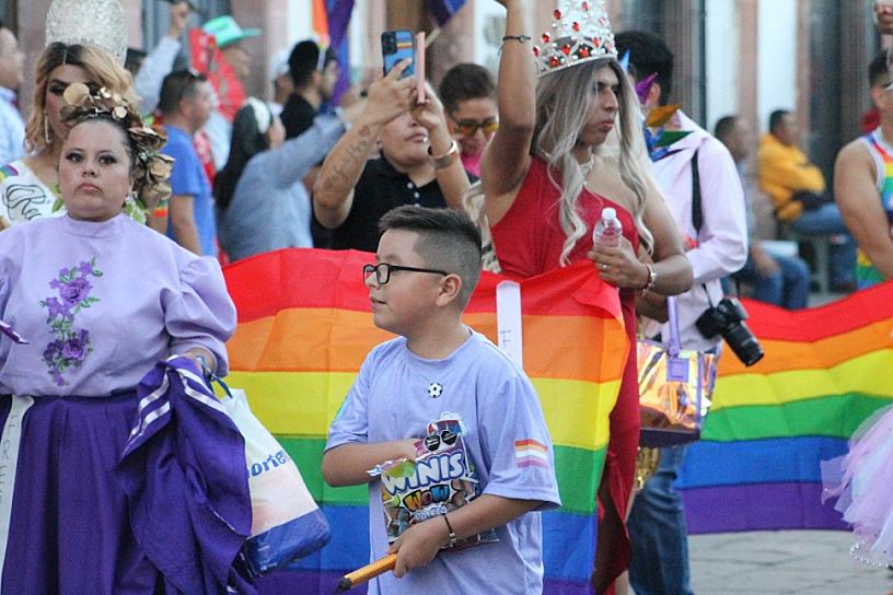 BUSCARÁN AMPLIAR RECONOCIMIENTO DE IDENTIDAD PARA MENORES LGBTTTIQ 