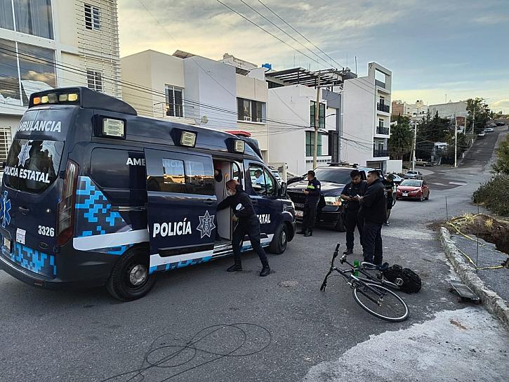 Cae joven de una bicicleta en el fraccionamiento Médicos Veterinarios 