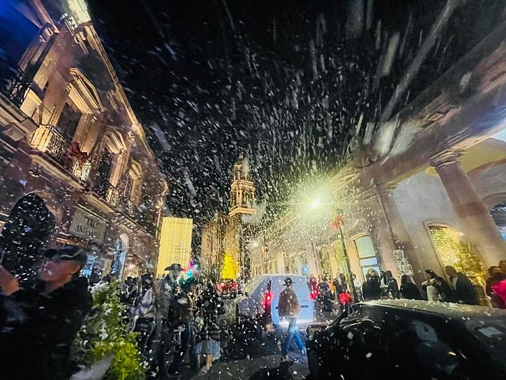 Cae nieve en el Centro Histórico de Zacatecas