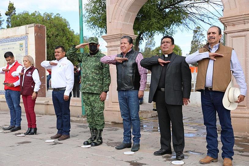 CAÑITAS DE FELIPE PESCADOR NO ESTÁ SOLO: DAVID MONREAL