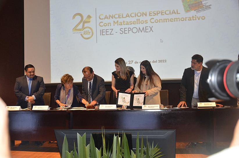 CANCELA SEPOMEX TIMBRE POSTAL CONMEMORATIVO DE 25 AÑOS DEL IEEZ