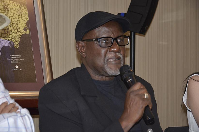 CANTA ISMAËL Lô A LA PAZ Y LA HERMANDAD