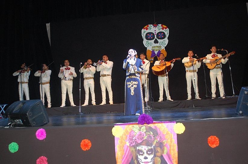 CANTO A LA LUNA ABRE EL FESTIVAL “JEREZANO HASTA LOS HUESOS” 