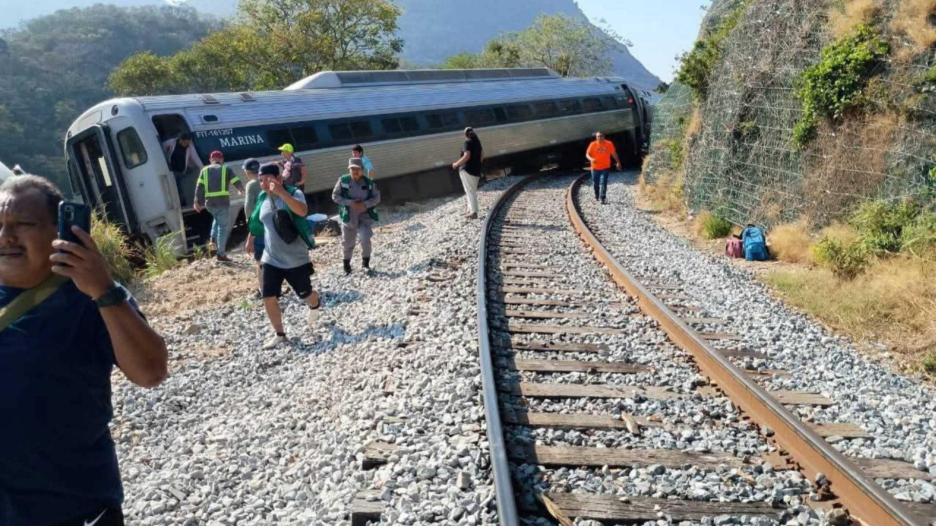 CONFIRMA FGR EXCESO DE VELOCIDAD EN DESCARRILAMIENTO DEL TREN INTEROCEÁNICO