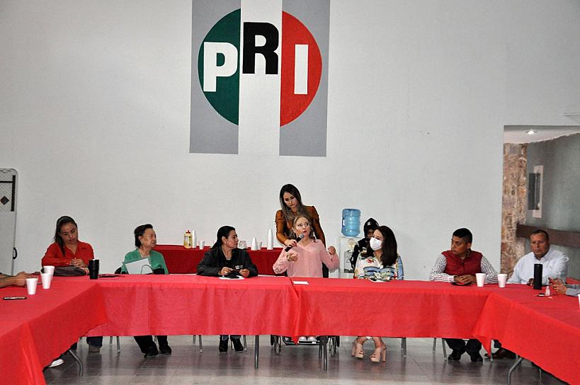 CAPACITA IEEZ A INTEGRANTES DEL PRI SOBRE COALICIONES ELECTORALES
