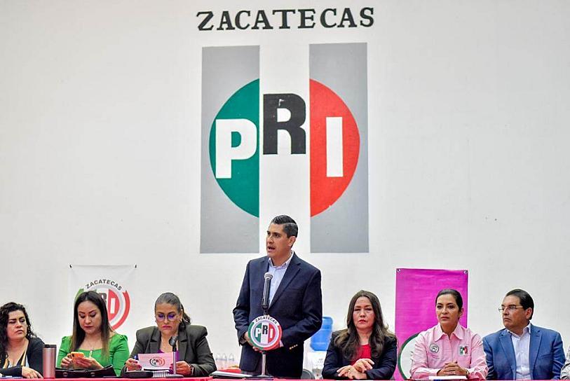 CAPACITA IEEZ A PRIÍSTAS SOBRE PARIDAD DE GÉNERO 