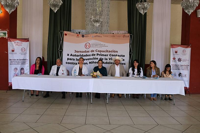 CAPACITAN A AUTORIDADES DE 40 MUNICIPIOS EN PREVENCIÓN DE VIOLENCIA CONTRA LA NIÑEZ Y ADOLESCENCIA