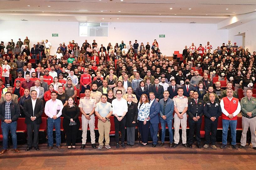 CAPACITAN A CUERPOS DE RESCATE EN FORO NACIONAL DE PROTECCIÓN CIVIL 