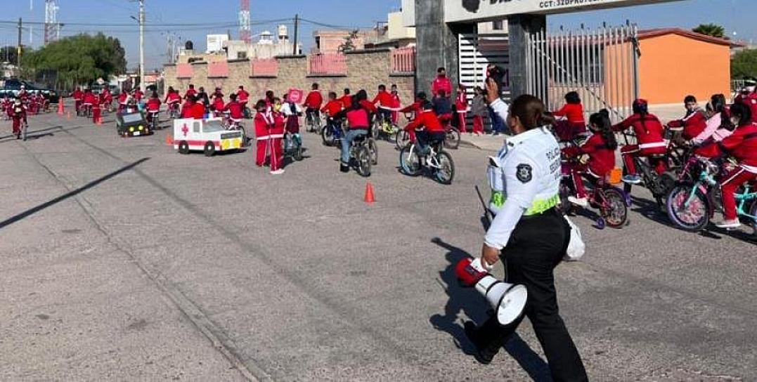  CAPACITAN A MÁS DE 2 MIL PERSONAS EN EDUCACIÓN VIAL  