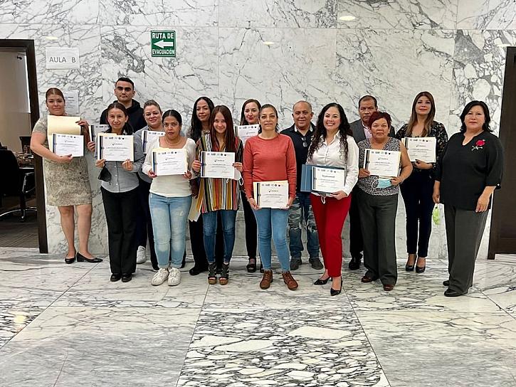 CAPACITAN A PERSONAL DE GOBIERNO EN BIENESTAR PSICOLÓGICO