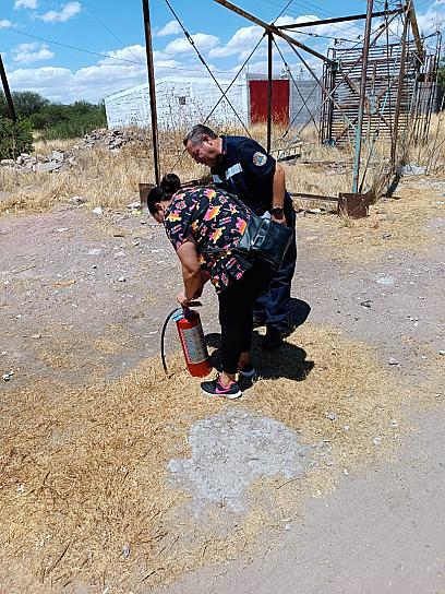 CAPACITAN A PERSONAL DE GUARDERÍA EN USO DE EXTINTORES