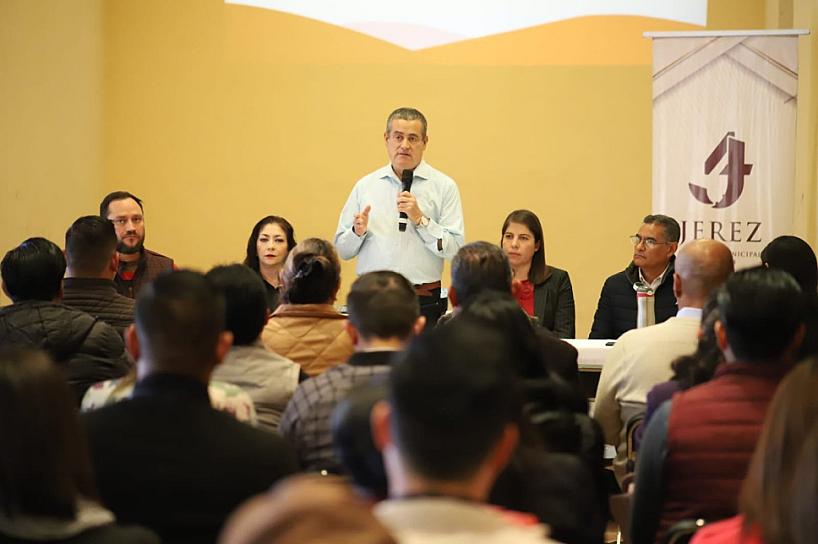 CAPACITAN A PERSONAL DE LA ADMINISTRACIÓN DE JEREZ