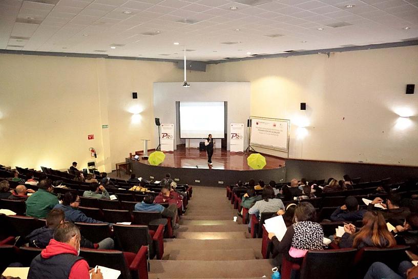 CAPACITAN A PERSONAL DE SALUD PARA ATENDER EMERGENCIAS SANITARIAS