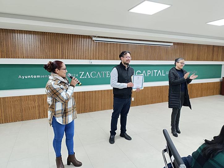 CAPACITAN A SERVIDORES PÚBLICOS DE LA CAPITAL EN EXCEL BÁSICO 