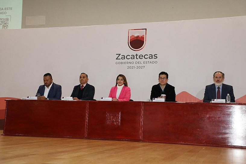 CAPACITAN A SERVIDORES PÚBLICOS EN MECANISMOS CONTRA LA CORRUPCIÓN