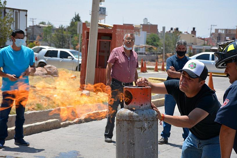 CAPACITA PC A BRIGADAS DEL ISSSTEZAC