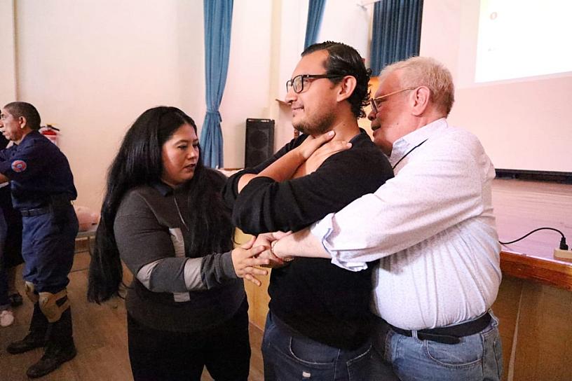 CAPACITA PC A DOCENTES Y PERSONAL DEL COLEGIO DANIEL MÁRQUEZ 