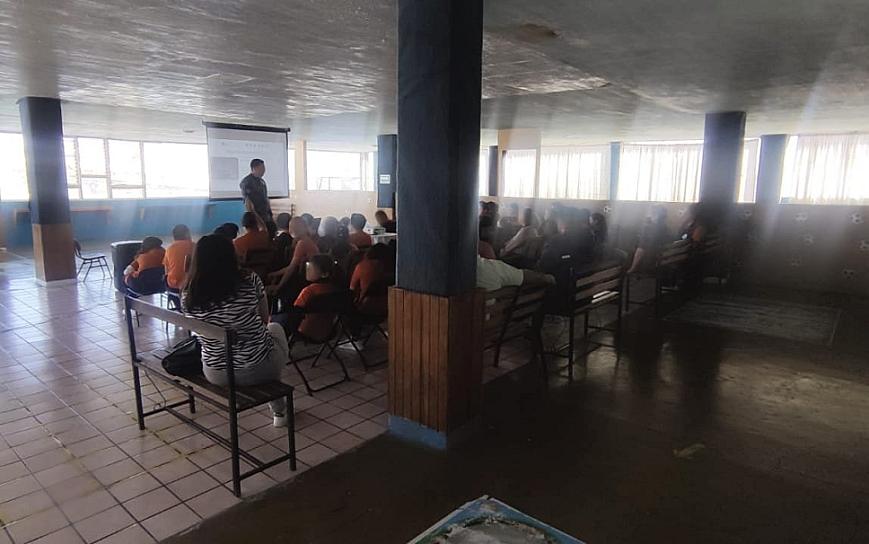 CAPACITA POLICÍA CIBERNÉTICA A ESTUDIANTES PARA PREVENIR DELITOS EN LÍNEA 
