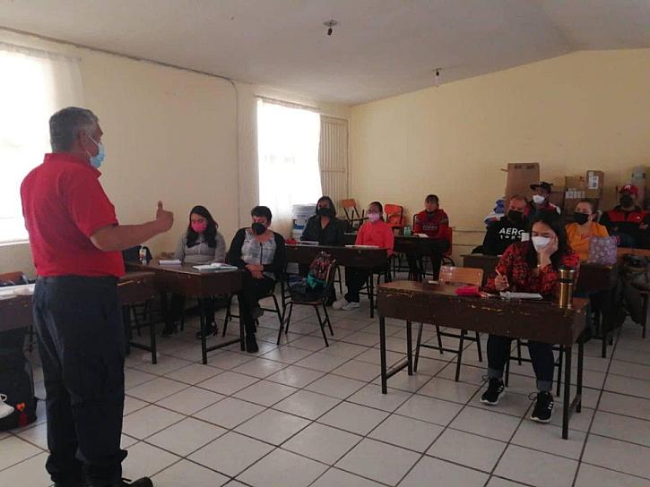 CAPACITA PROTECCIÓN CIVIL EN PREVENCIÓN Y PRIMEROS AUXILIOS A PRIMARIAS DE LA CAPITAL 