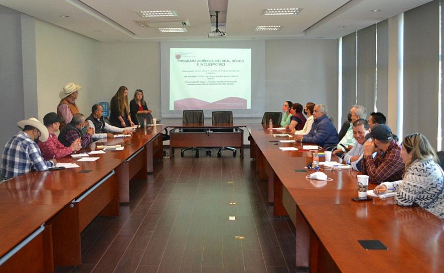 CAPACITA SECAMPO A COORDINADORES REGIONALES SOBRE PROGRAMA DIÉSEL AGROPECUARIO