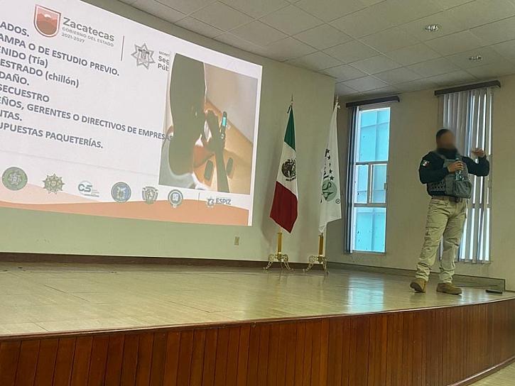  CAPACITA SSP A FRESNILLENSES EN PREVENCIÓN DE EXTORSIÓN 