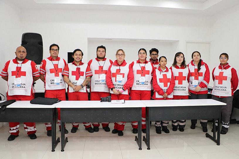 CAPACITA SSZ A OPERADORES DE AMBULANCIAS Y VEHÍCULOS DE EMERGENCIAS