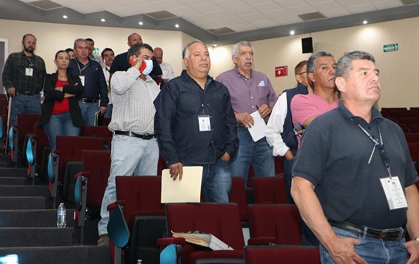 CAPACITA SSZ A PERSONAL EN MANTENIMIENTO DE EQUIPOS BIOMÉDICOS