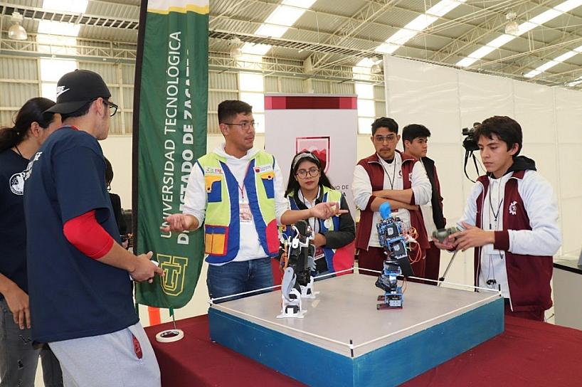 CBTIS E IPN, GANADORES DEL BOT CHALLENGE