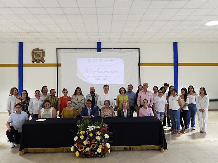 CELEBRA CAMPUS JALPA 20 AÑOS DEL PROGRAMA ÚNICO DE INGLÉS  &nbsp;