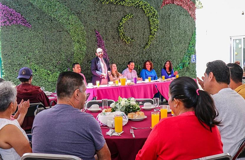 CELEBRA CASA HOGAR DE LA TERCERA EDAD SU 38 ANIVERSARIO