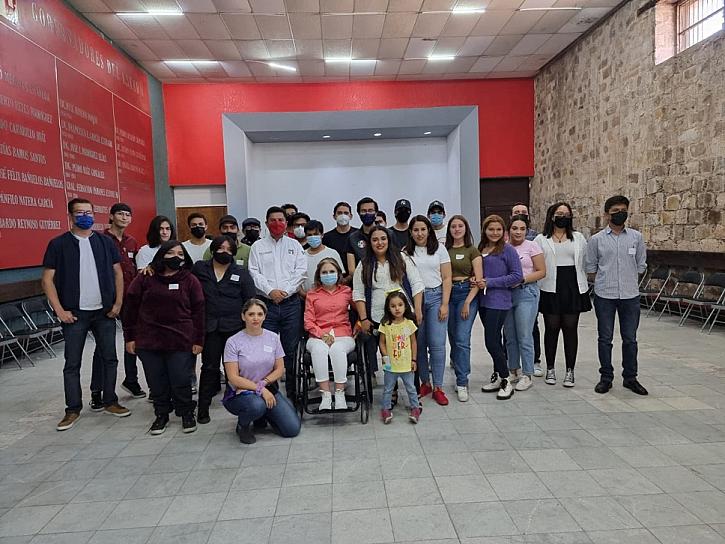 CELEBRA EL PRI DÍA DEL ESTUDIANTE CON UN RALLY