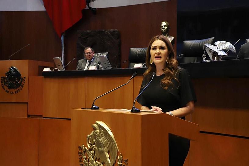 CELEBRA GEOVANNA BAÑUELOS REFORMA QUE FORTALECE DERECHOS DE POLICÍAS