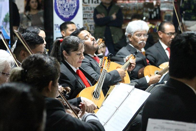Celebra la Navidad la Orquesta Típica de Zacatecas 