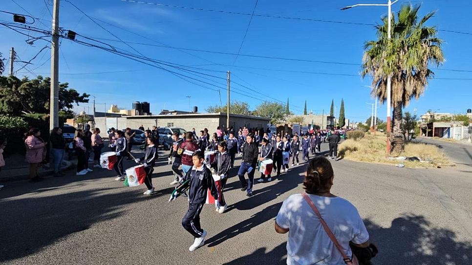 CELEBRAN EL ANIVERSARIO DE LA REVOLUCIÓN MEXICANA CON DESFILE EN FRESNILLO