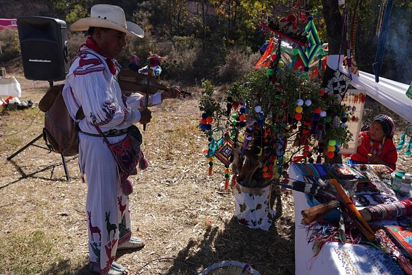 CELEBRAN WIRRARIKAS LA FIESTA DEL CORAZÓN 