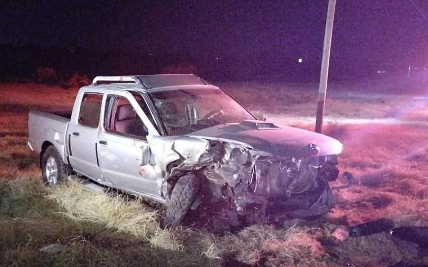 Chocan 2 camionetas en la carretera a Fresnillo 